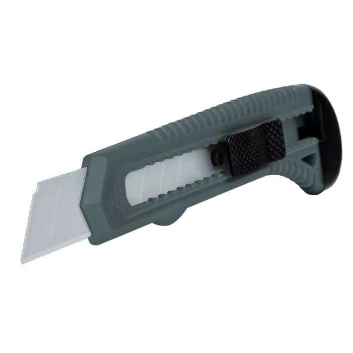 Cutter de Plástico 6" AKSI - 304004